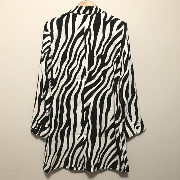 NWT Divided Long Snap Closure Shoulder Pad Zebra Print Blazer Jacket - Picture 3 of 16